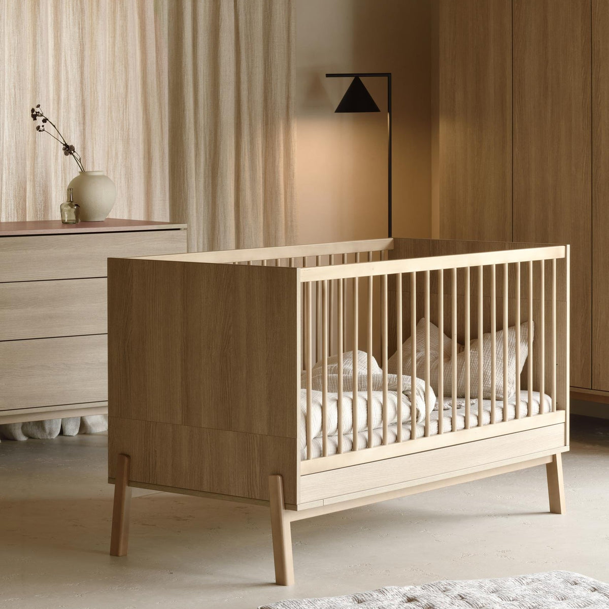 Kleiderschrank 3 - türig Ashi - Honey Ash - little something