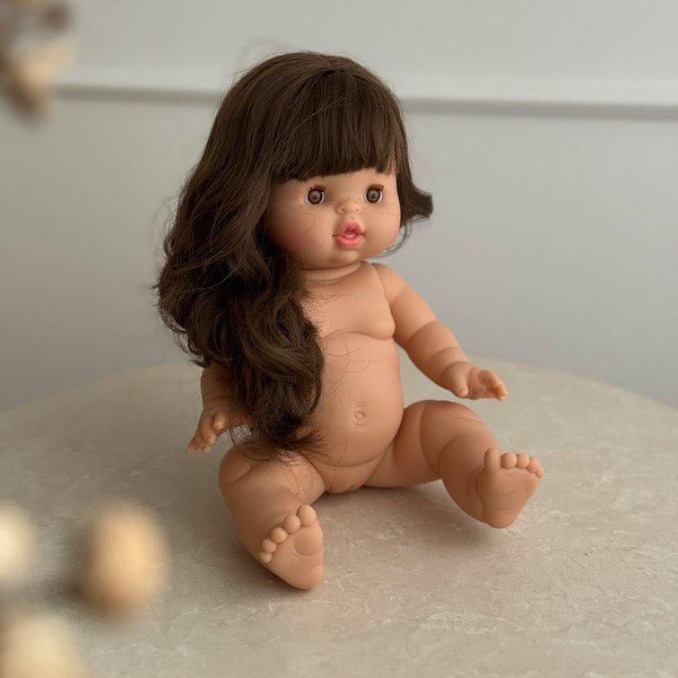 Puppe "Valentine" 34cm mit braunen langen Haaren und Pony - little something