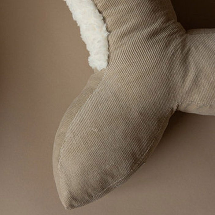 Stillkissen Wal "Whale Momo" aus Bio - Baumwolle - Sand - little something